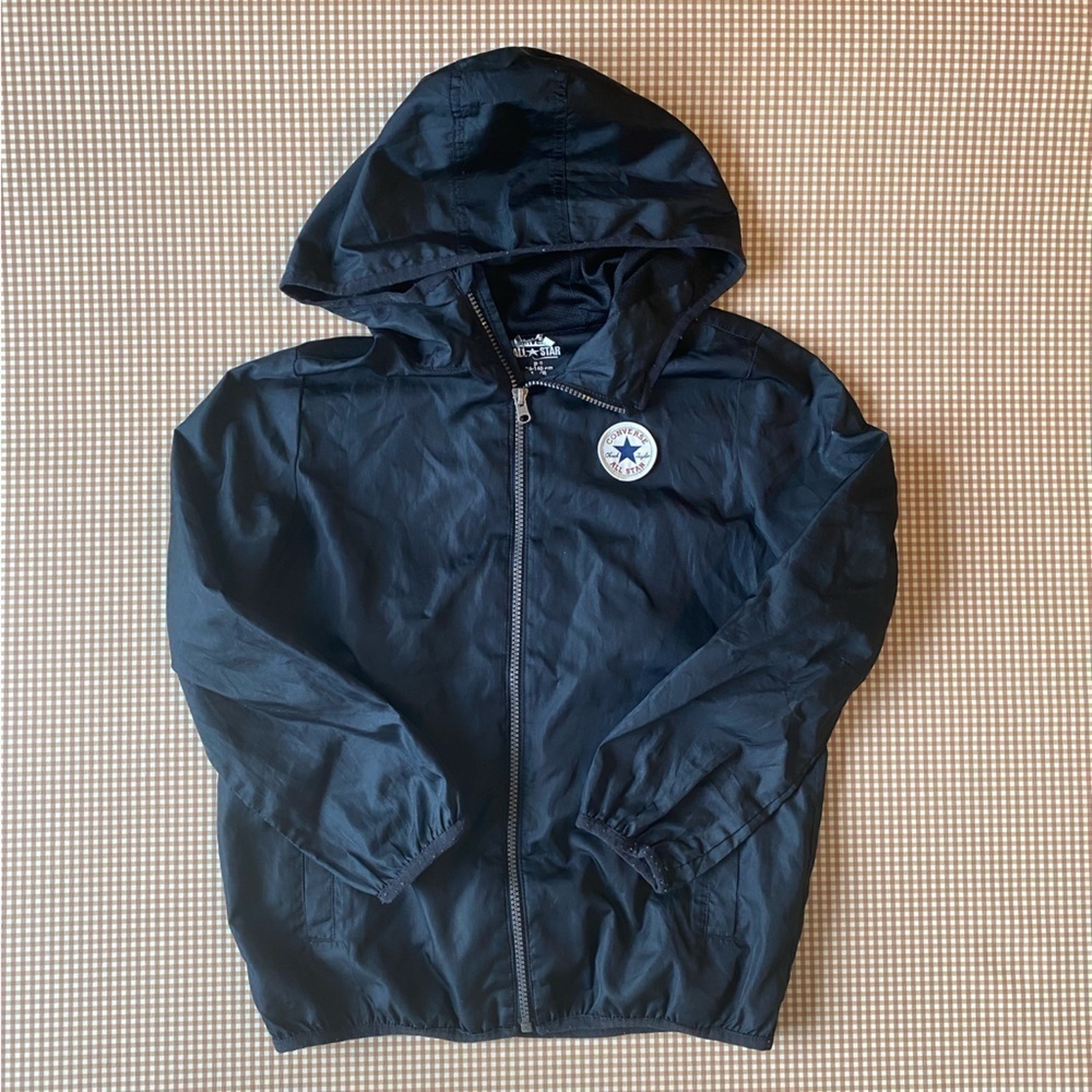 Converse lightweight windbreaker jacket. Size‎ 8-10yrs